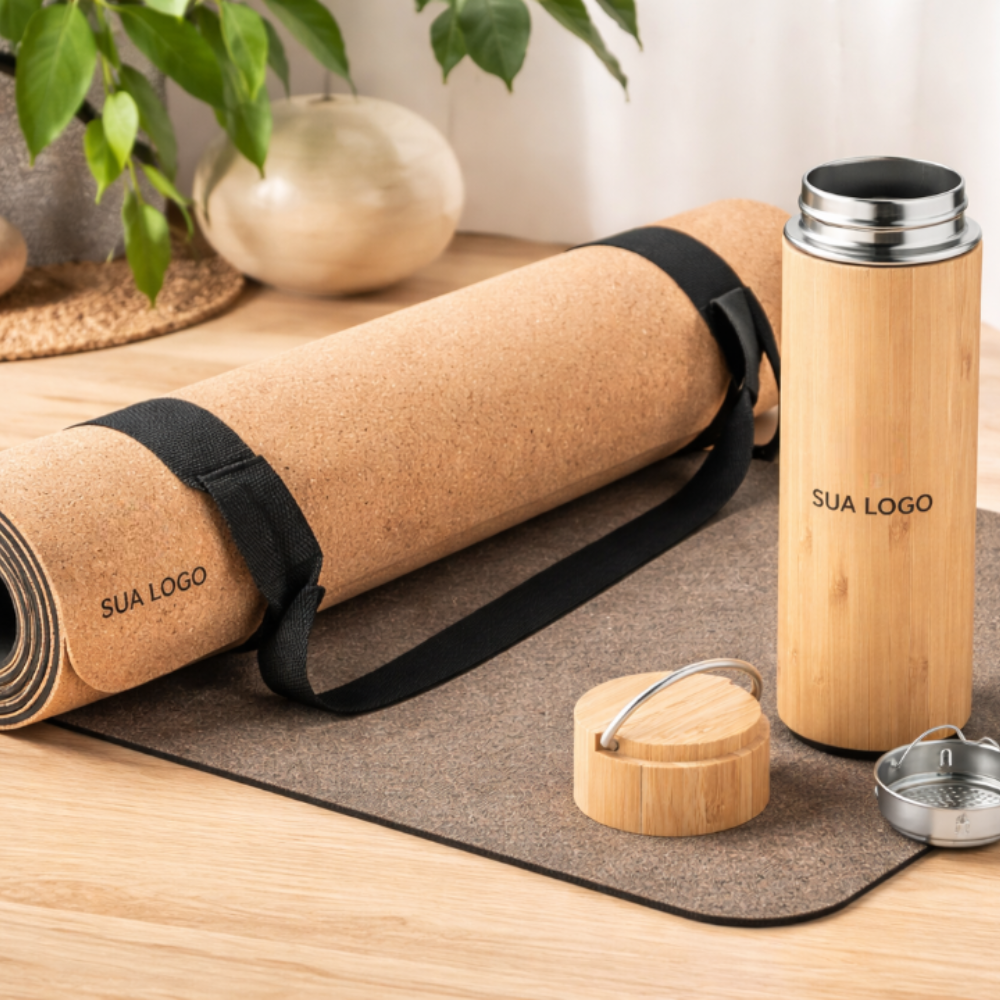 Miniatura de imagem do produto Kit Flow – Tapete de Exercício em Cortiça e Garrafa Térmica Personalizados